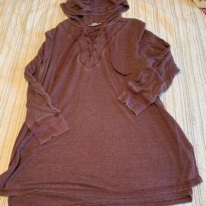 Hooded pullover